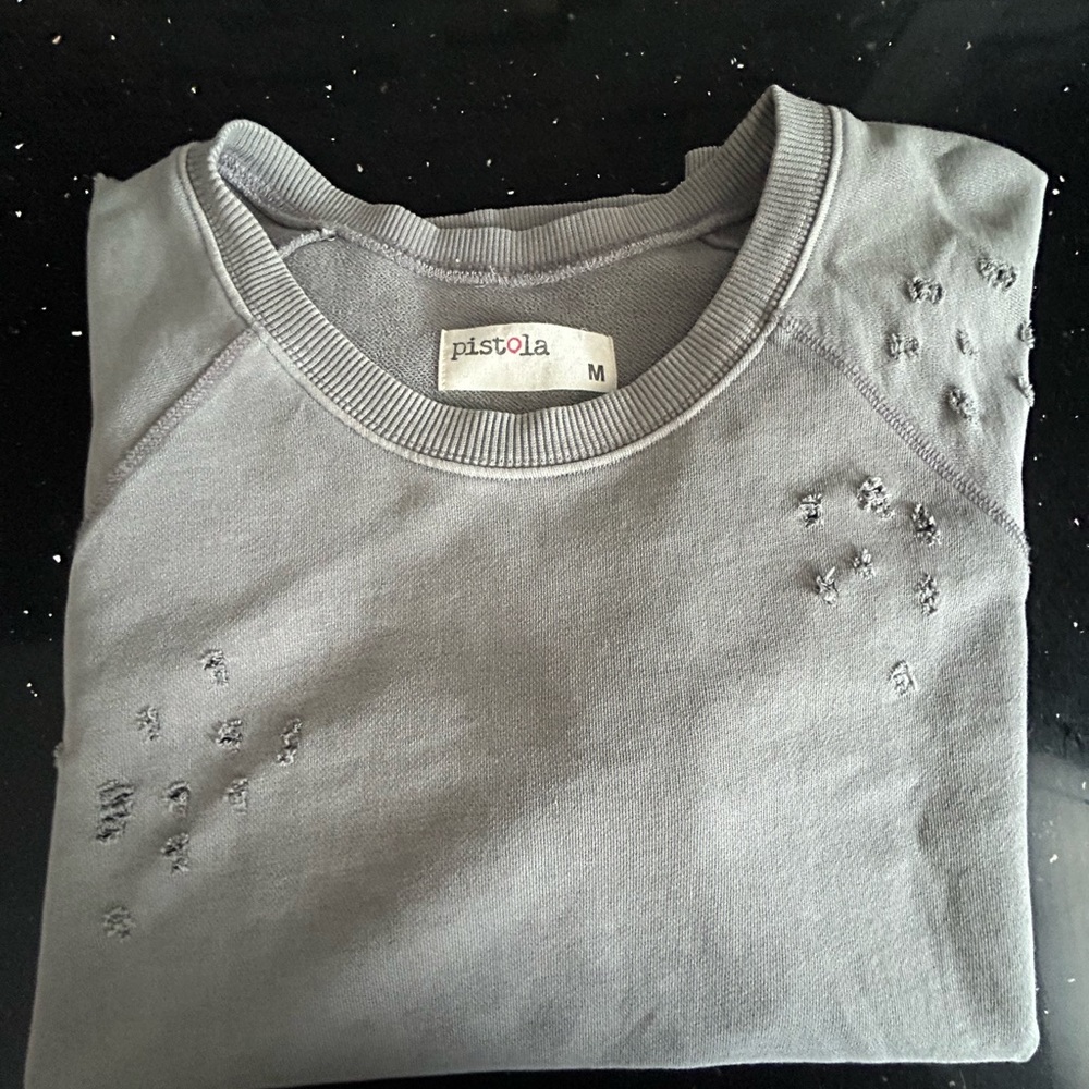 Distressed split hem shirt - Picture 4 of 5